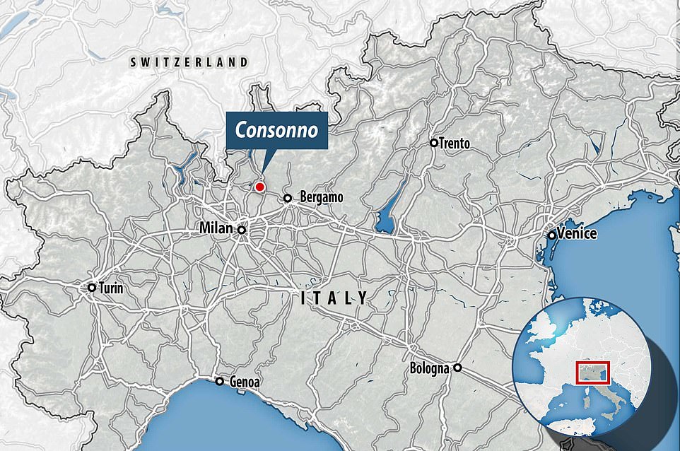 Il est possible de visiter l'ancienne ville des jouets - et il y a un bar saisonnier tenu par l'Association Amici di Consonno