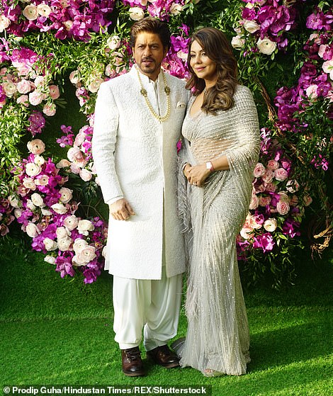 Gauri et Shah Rukh Khan (photo) résident maintenant à Mumbai, mais leur maison à Delhi reste `` un lieu spécial de profonde nostalgie ''