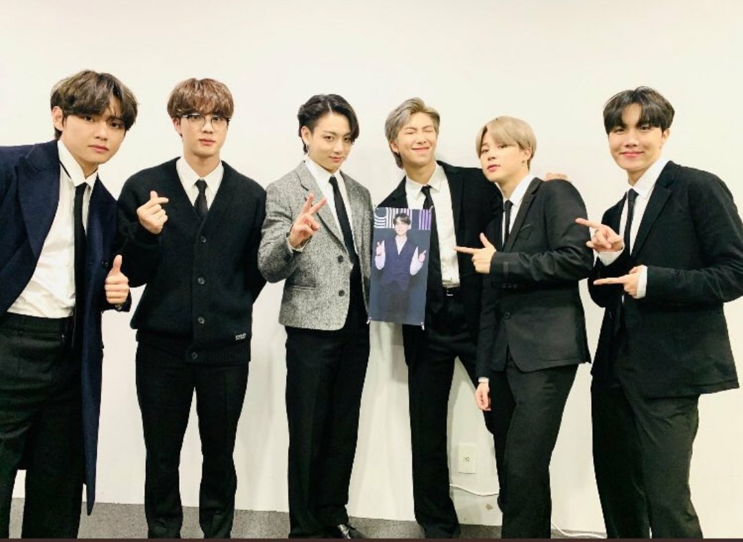 Quel Membre Des Bts Te Ressemble Les membres de BTS deviennent sceptiques alors qu'ils partagent leurs