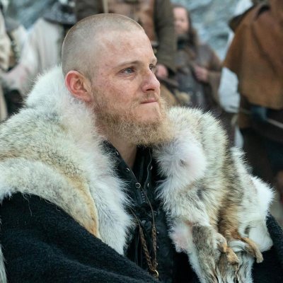 Alexander Ludwig comme Bjorn dans Vikings