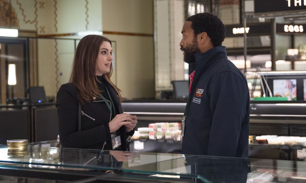 Anne Hathaway et Chiwetel Ejiofor dans la revue Locked Down