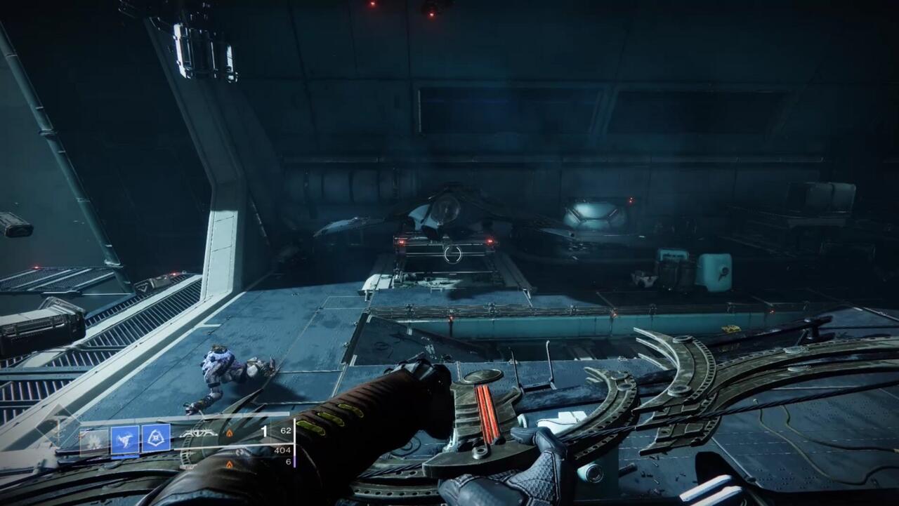 Vous trouverez ce vaisseau dans le coin arrière du hangar après avoir combattu deux abominations de Darkmind.  Scannez-le avant de revenir sur le bord du navire.