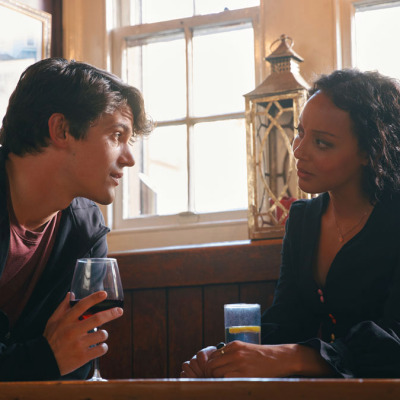 Une découverte des sorcières Marcus et Phoebe