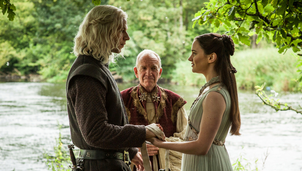Game of Thrones: Wilf grondant comme Rhaegar Targaryen et Aisling Franciosi comme Lyanna Stark.