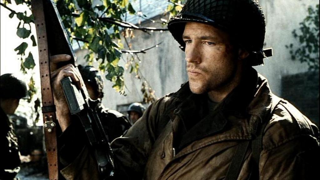 Edward Burns en tant que frottement privé