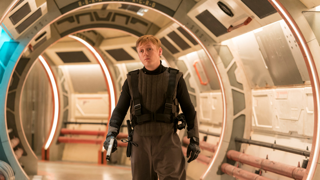 Thomas Turgoose intergalactique de Sky One en tant que Drew