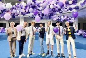 BTS tampilkan Permission to Dance di Tonight Show Jimmy Fallon & bahas rumor populer